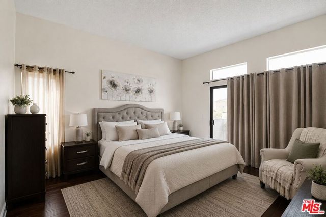 20920 Community Street 10, Canoga Park, CA 91304