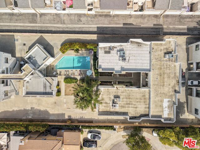 20920 Community Street 10, Canoga Park, CA 91304