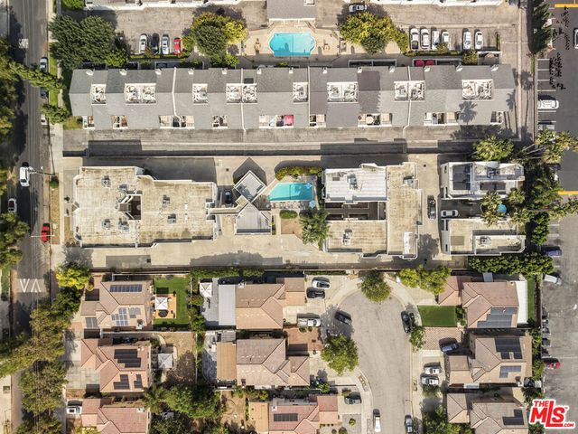 20920 Community Street 10, Canoga Park, CA 91304