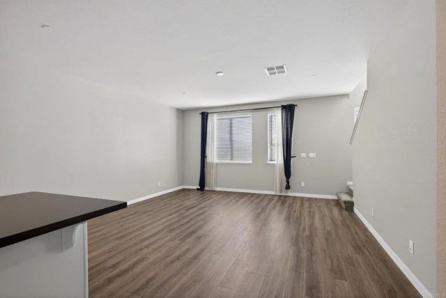 2561 Natomas Crossing, Sacramento, CA 95834