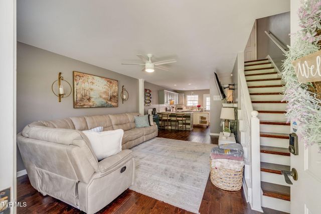 2305 South Greenwood Drive Unit 3, Johnson City, TN 37604