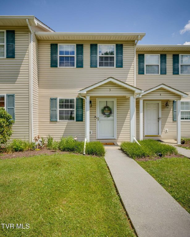 2305 South Greenwood Drive Unit 3, Johnson City, TN 37604