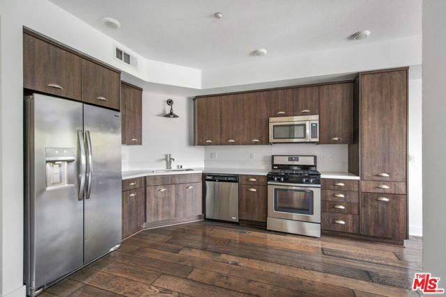2974 Ripple Place 203, Los Angeles, CA 90039
