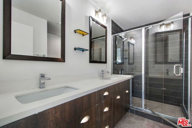 2974 Ripple Place 203, Los Angeles, CA 90039
