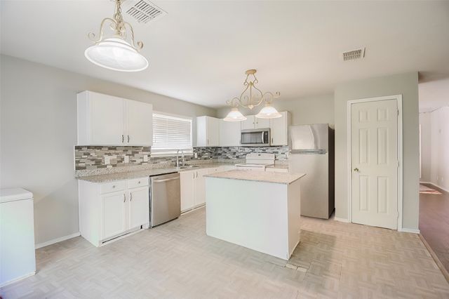 1505 Timberline Court, Sherman, TX 75092
