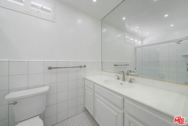 1144 17th Street 9, Santa Monica, CA 90403