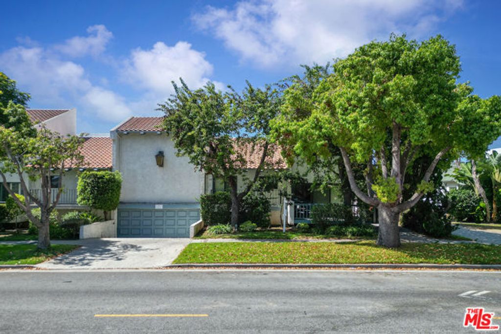 1144 17th Street 9, Santa Monica, CA 90403