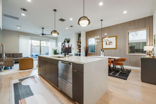 602 W Clay Street, Houston, TX 77019