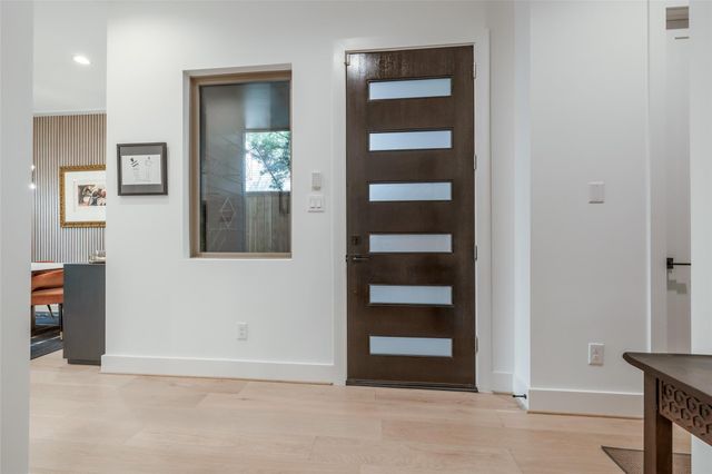 602 W Clay Street, Houston, TX 77019