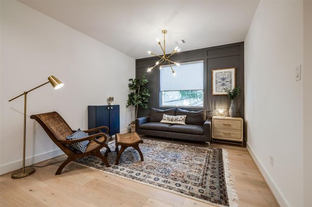 602 W Clay Street, Houston, TX 77019