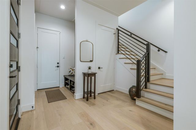 602 W Clay Street, Houston, TX 77019