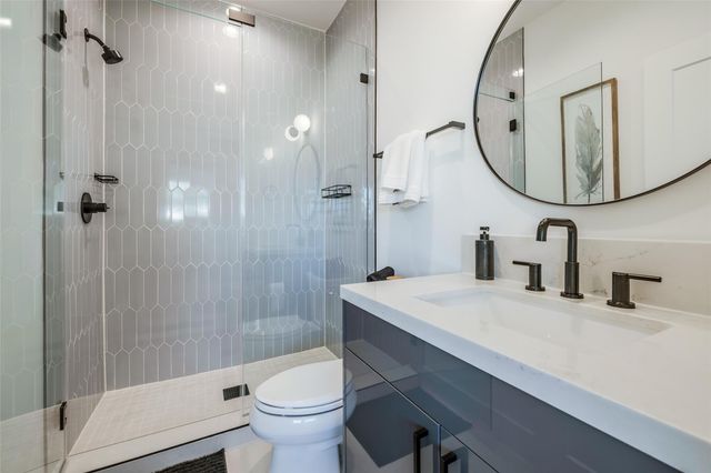 602 W Clay Street, Houston, TX 77019