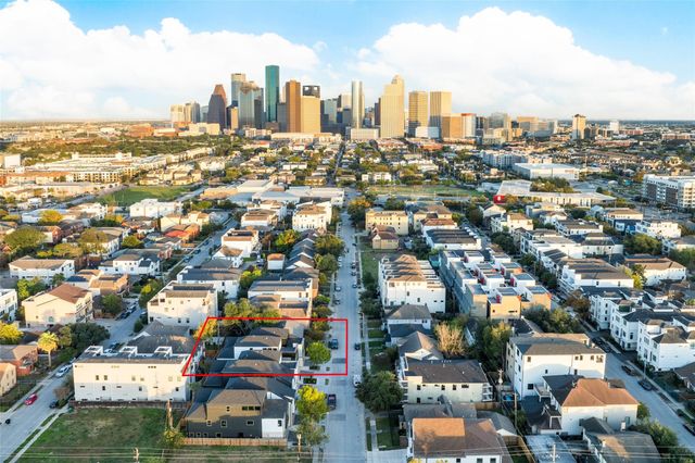 602 W Clay Street, Houston, TX 77019