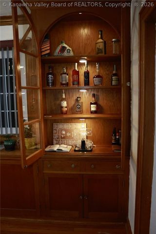 624 Kanawha Avenue E, Clendenin, WV 25045