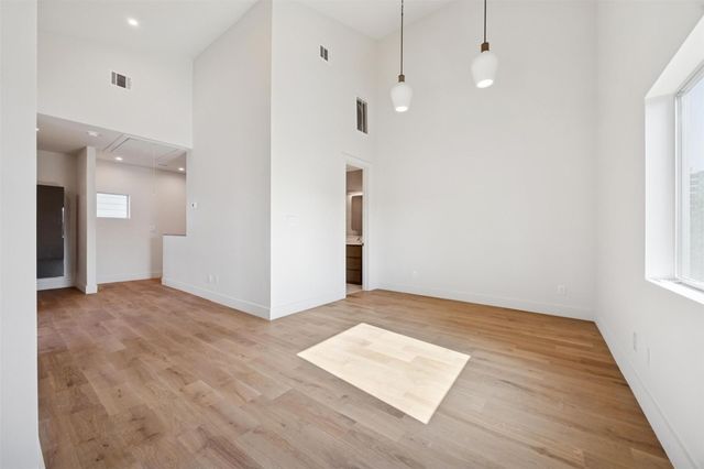 3514 Mount Vernon Street, Houston, TX 77006