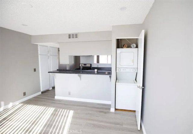 1013 Allen Avenue 6, Glendale, CA 91201