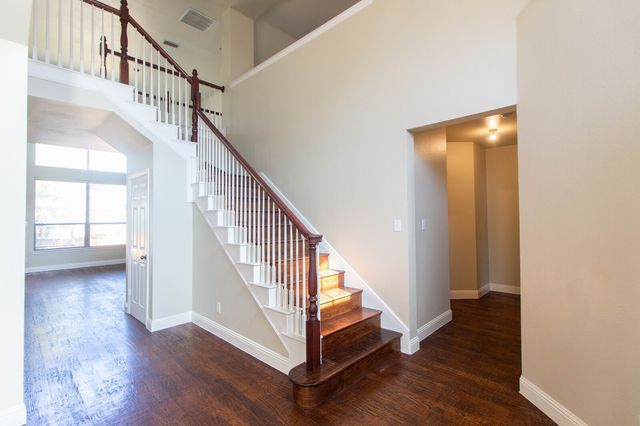 1127 Ranch Vista Drive, Irving, TX 75063