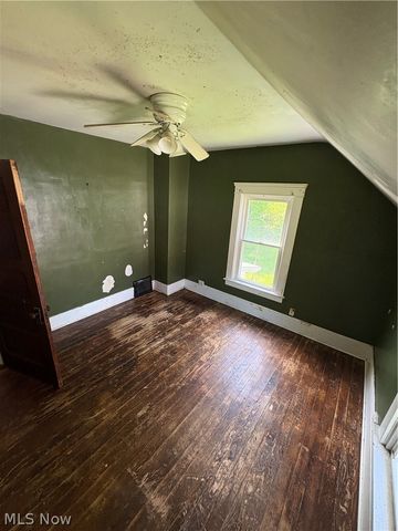 823 W 17th Street, Lorain, OH 44052