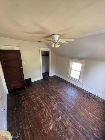 823 W 17th Street, Lorain, OH 44052