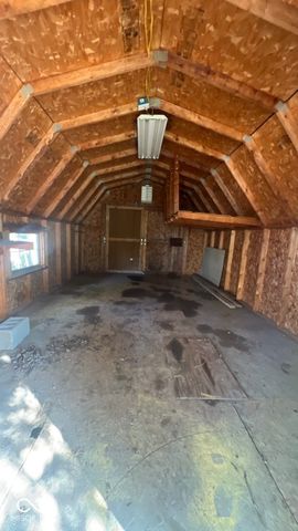 141 N 6th Avenue, Beech Grove, IN 46107