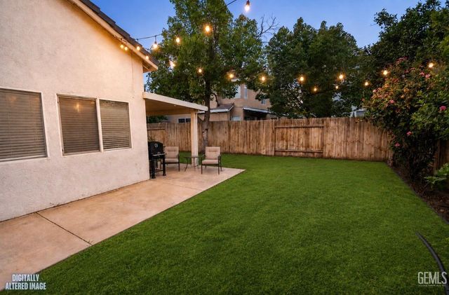 5005 Otters Meadow Drive, Bakersfield, CA 93313