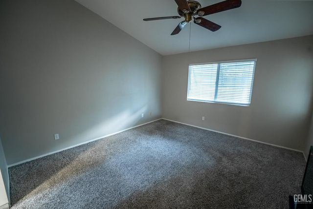 5005 Otters Meadow Drive, Bakersfield, CA 93313