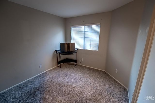 5005 Otters Meadow Drive, Bakersfield, CA 93313
