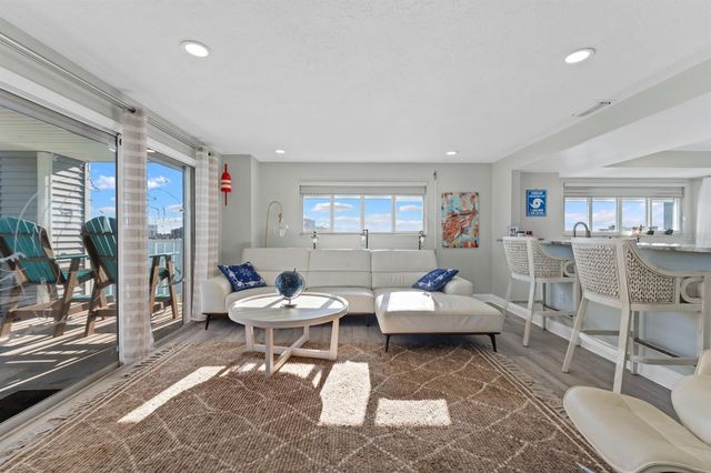 610 ISLAND WAY 408, Clearwater, FL 33767