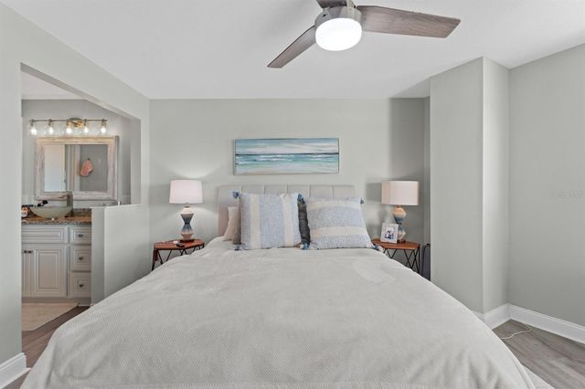 610 ISLAND WAY 408, Clearwater, FL 33767