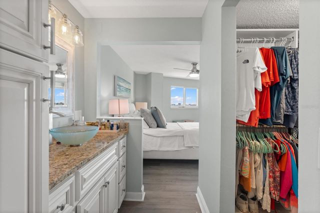 610 ISLAND WAY 408, Clearwater, FL 33767