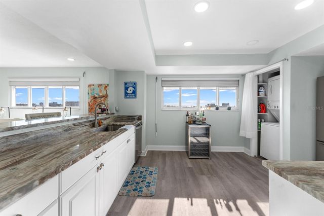 610 ISLAND WAY 408, Clearwater, FL 33767