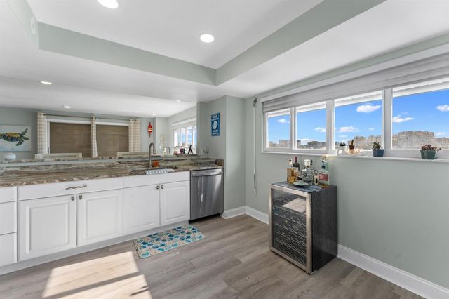 610 ISLAND WAY 408, Clearwater, FL 33767