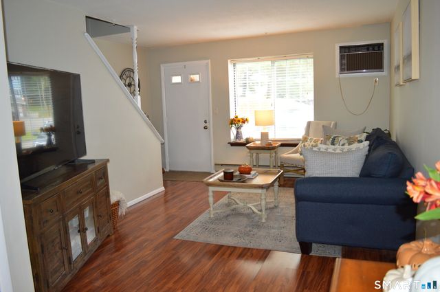 163 Cynthia Lane D5, Middletown, CT 06457