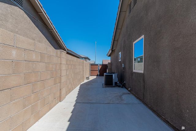 4147 W 27 Pl, Yuma, AZ 85364