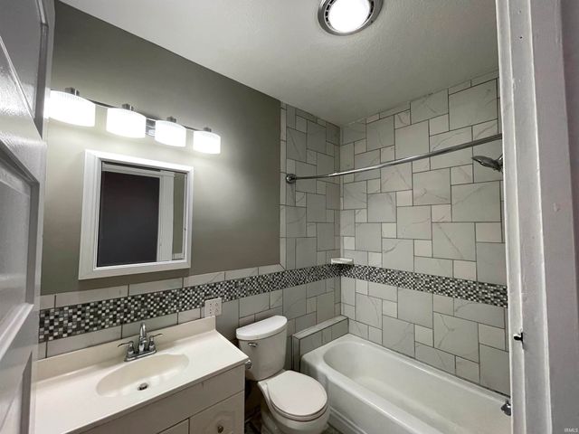 1735 S Buckeye Street, Kokomo, IN 46902