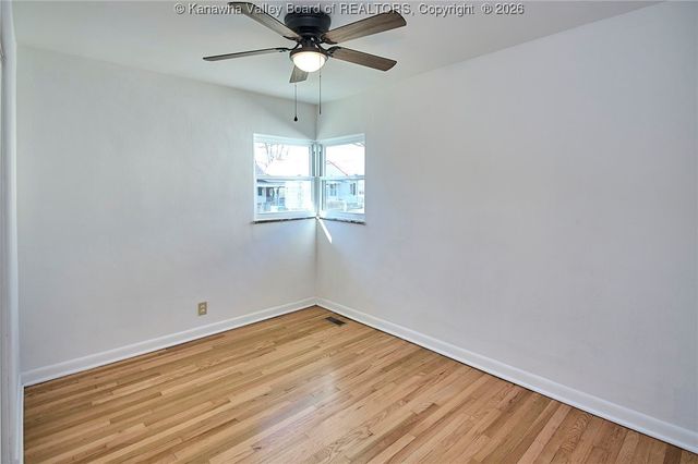 11 Swans Court, St Albans, WV 25177