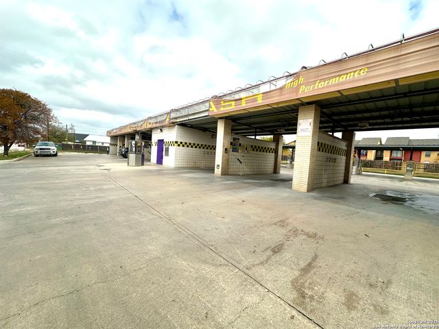 2550 Goliad, San Antonio, TX 78223