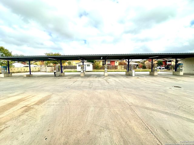 2550 Goliad, San Antonio, TX 78223