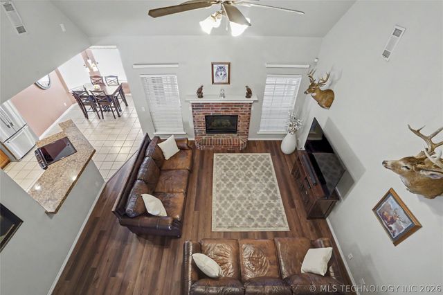 10302 N 144th East Avenue, Owasso, OK 74055