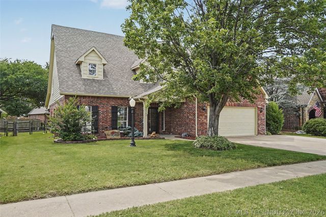 10302 N 144th East Avenue, Owasso, OK 74055
