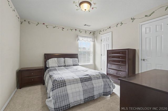 10302 N 144th East Avenue, Owasso, OK 74055