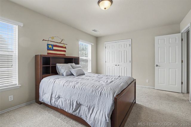 10302 N 144th East Avenue, Owasso, OK 74055
