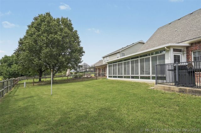 10302 N 144th East Avenue, Owasso, OK 74055
