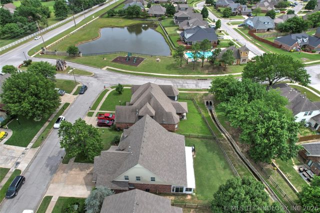 10302 N 144th East Avenue, Owasso, OK 74055