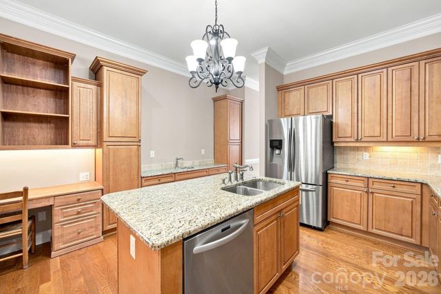 8813 Provence Village Lane, Charlotte, NC 28226