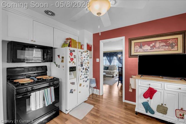 9216 Nathaline, Redford Charter Township, MI 48239