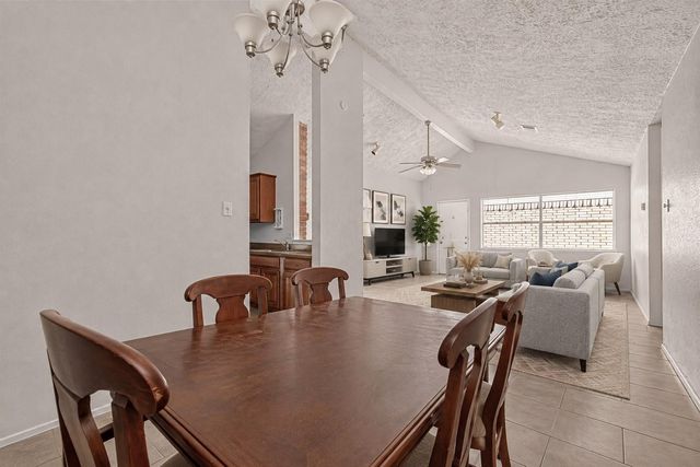 7102 Village Lake Dr, Cypress, TX 77433