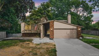 5609 Culpepper Drive, West Bloomfield, MI 48322