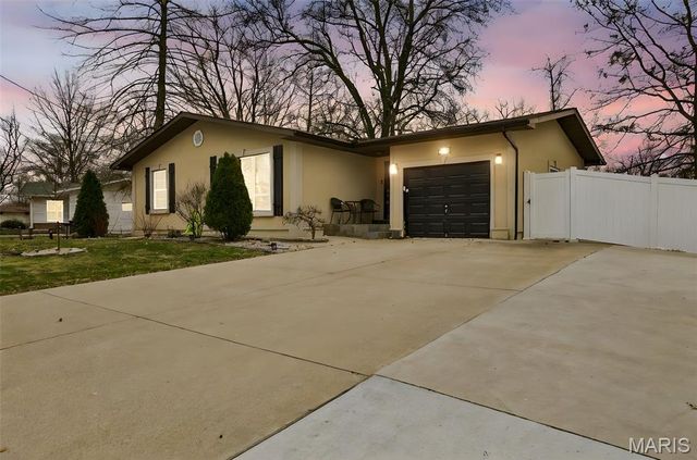 490 Electra Drive, Arnold, MO 63010