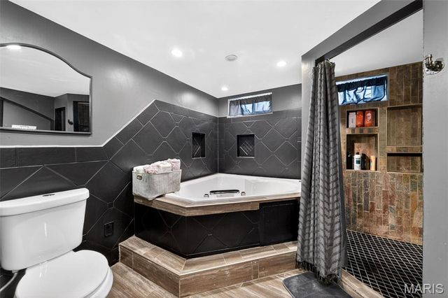 490 Electra Drive, Arnold, MO 63010